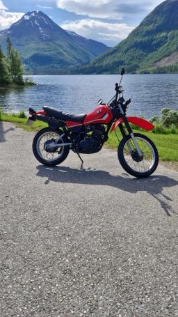 Yamaha XT550