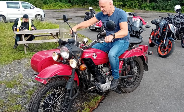 -Vi skal kjøre Uralen til Spania