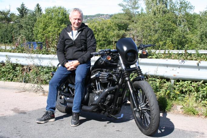 Olas Iron 883