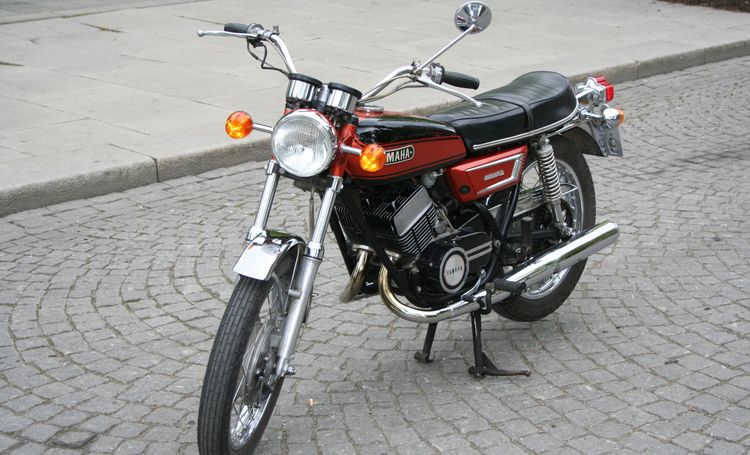 Classic blue Suzuki motorcycle