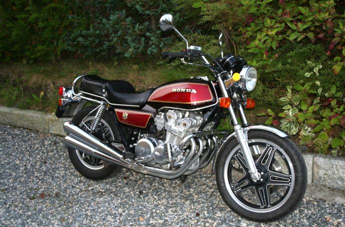 Classic blue Suzuki motorcycle