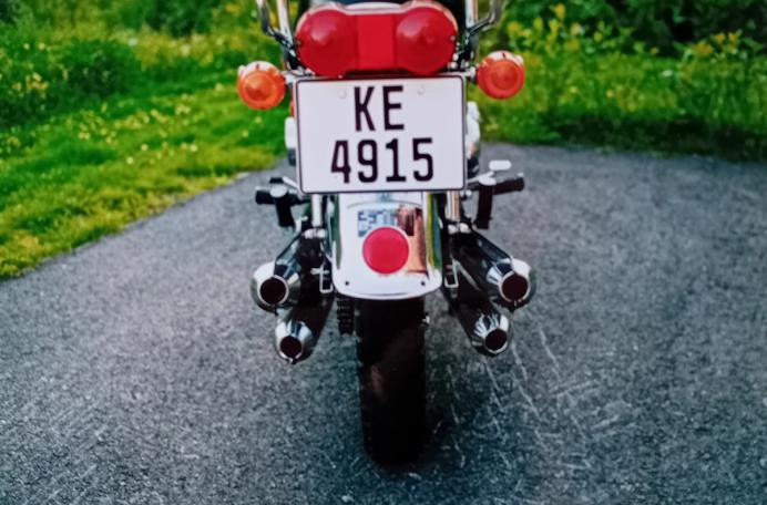 De fire eksospottene ga GT380 et "voksent" utseende