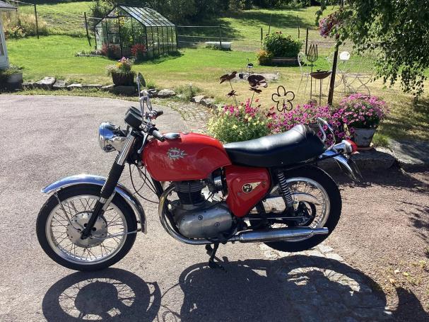BSA Spitfire 650
