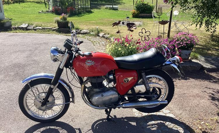 BSA Spitfire 650