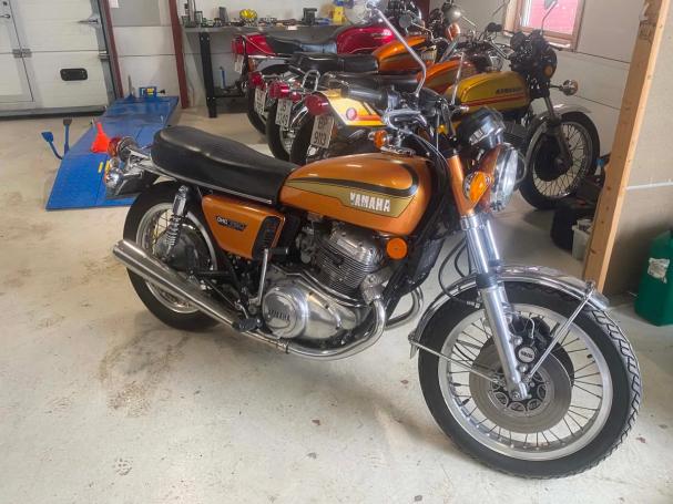 Yamaha TX750