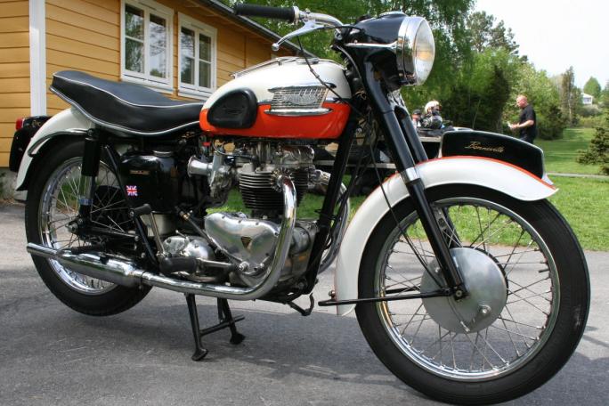 59` Triumph Bonneville T120