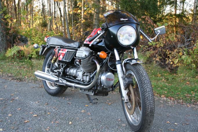 Classic blue Suzuki motorcycle