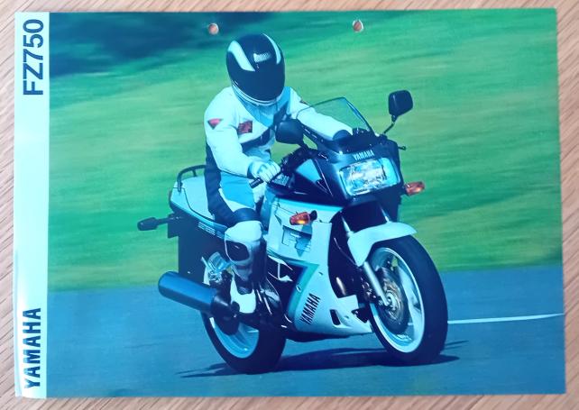 Fra Arkivet: Yamaha FZ750