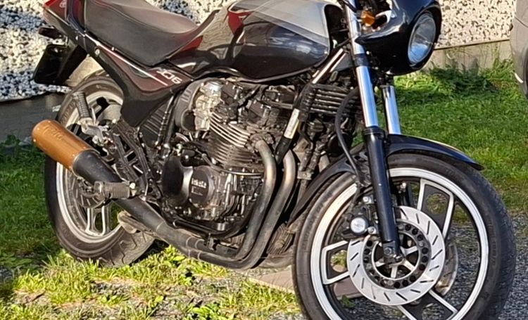 Yamaha XJ600