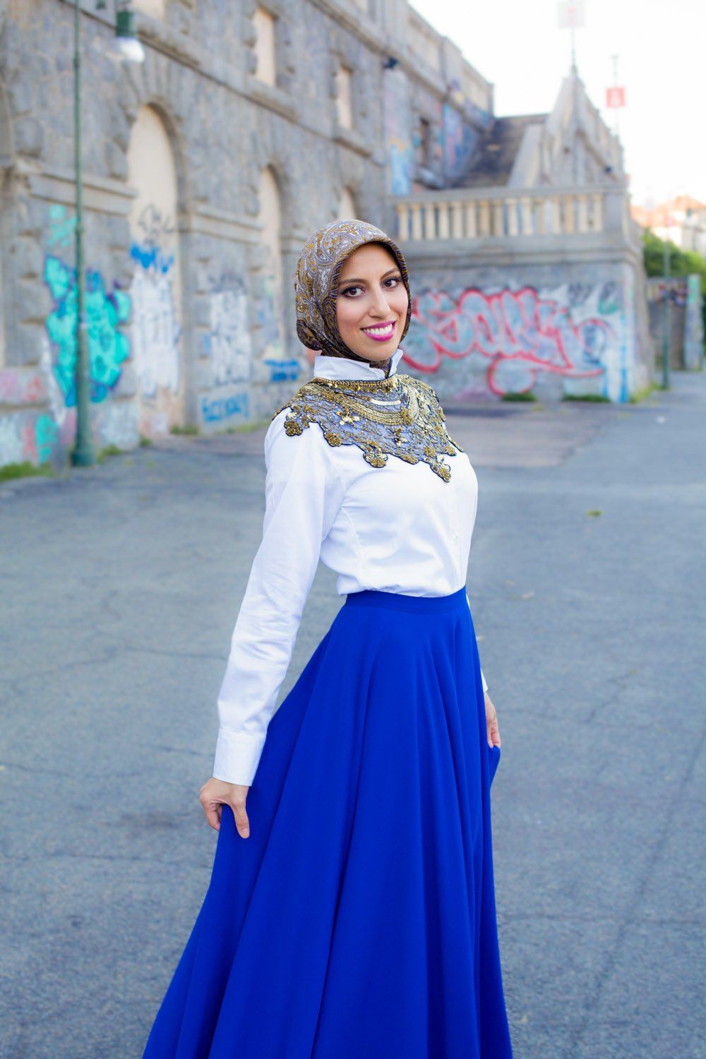 Royal blue clearance hijab outfit