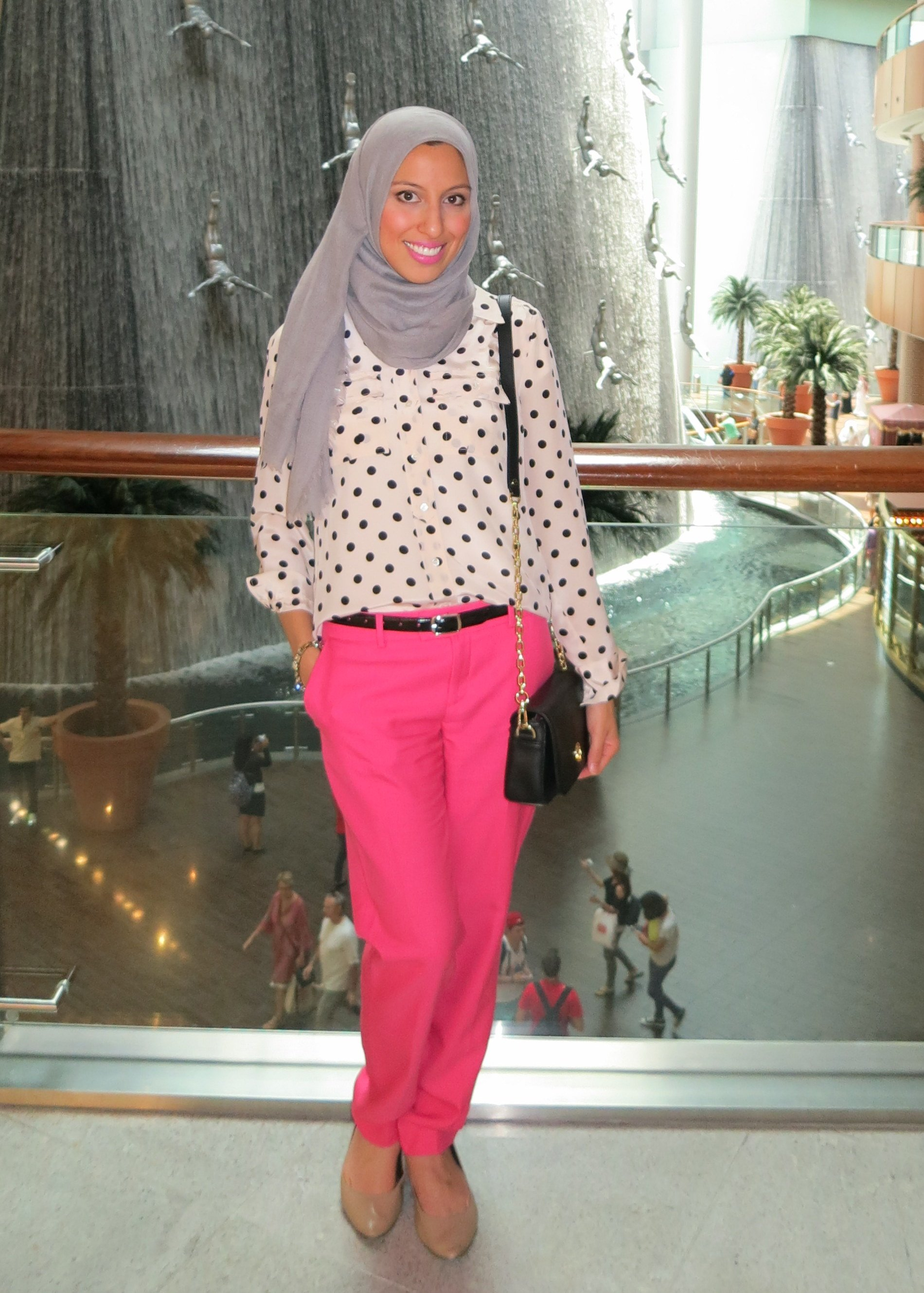 A Hijabi's Guide on How to Work Colored Jeans and Pants