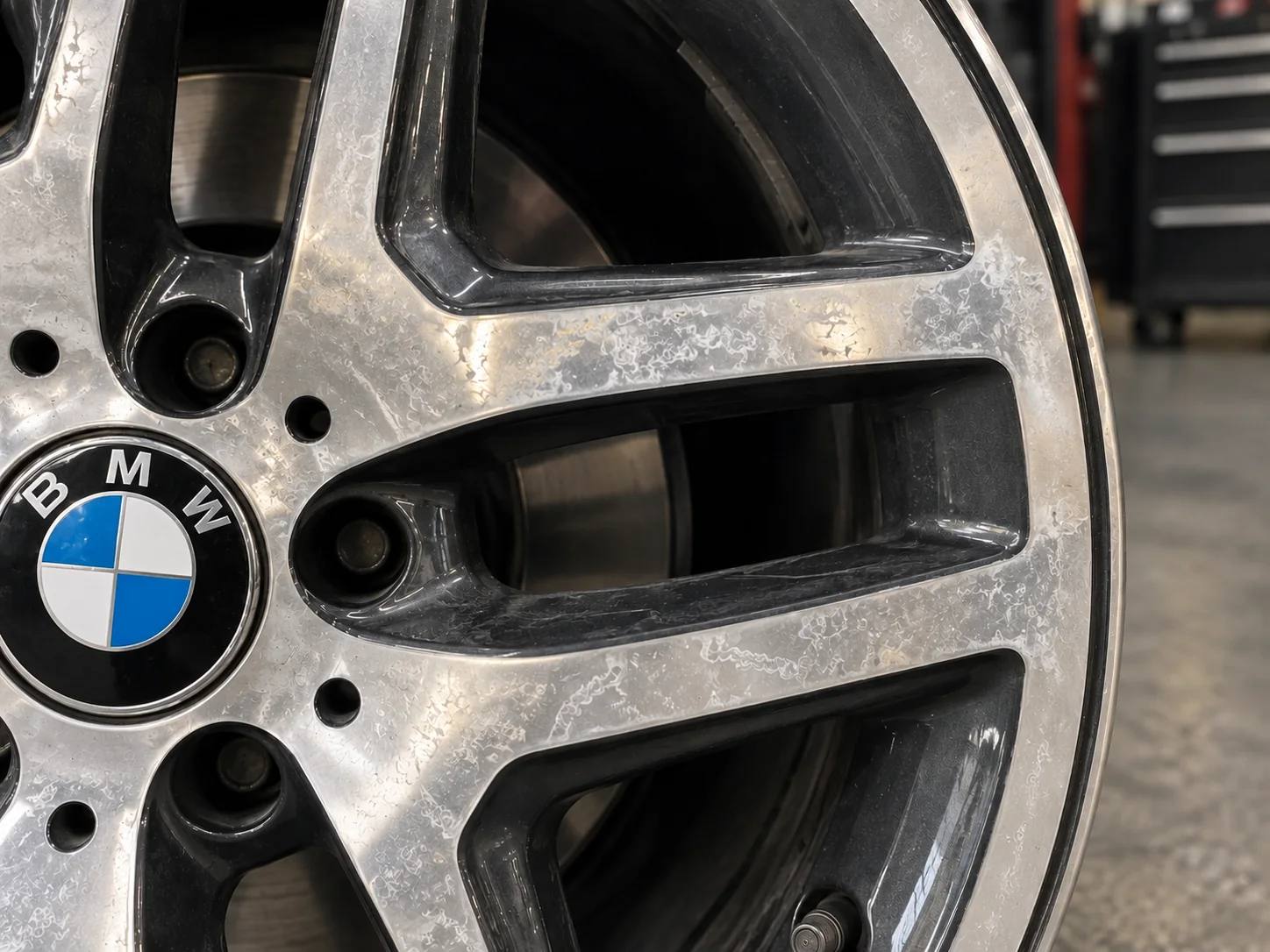 Diamond cut velg opnieuw afgedraaid, voor de behandeling