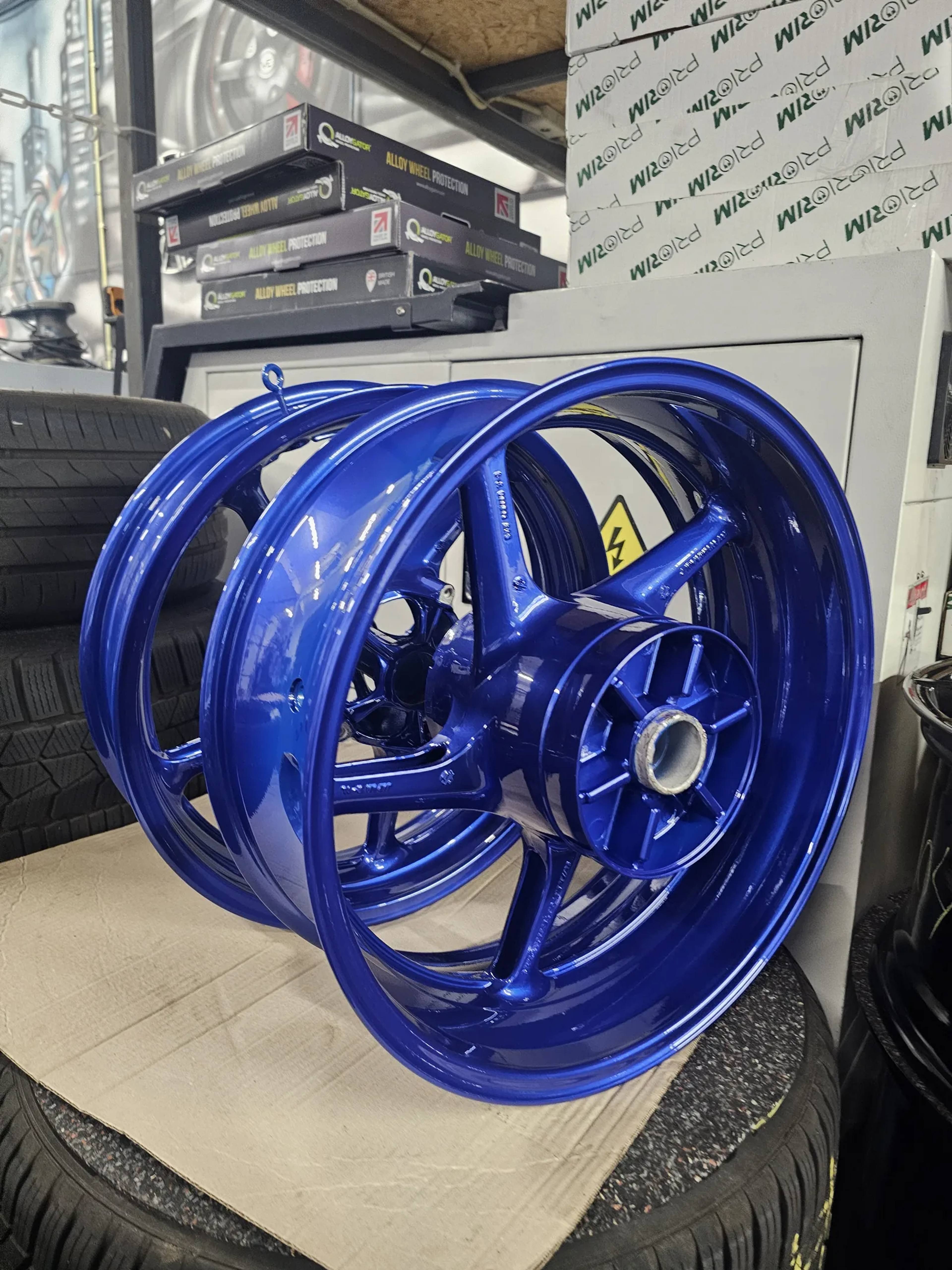 Velg gepoedercoat in candy blauw