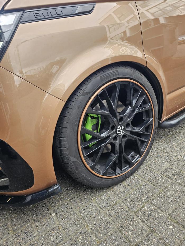 Velg met groene remklauw