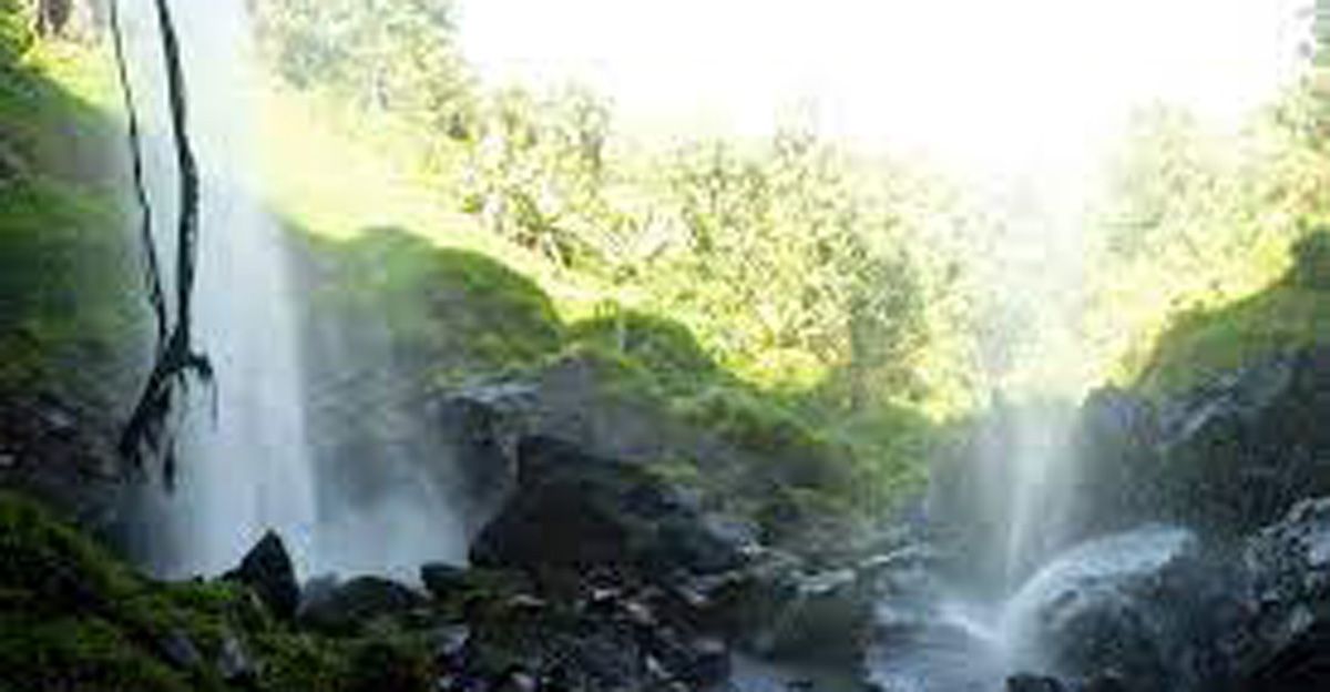 Sipi falls abseiling with Alpha Rent a Car – Uganda blog