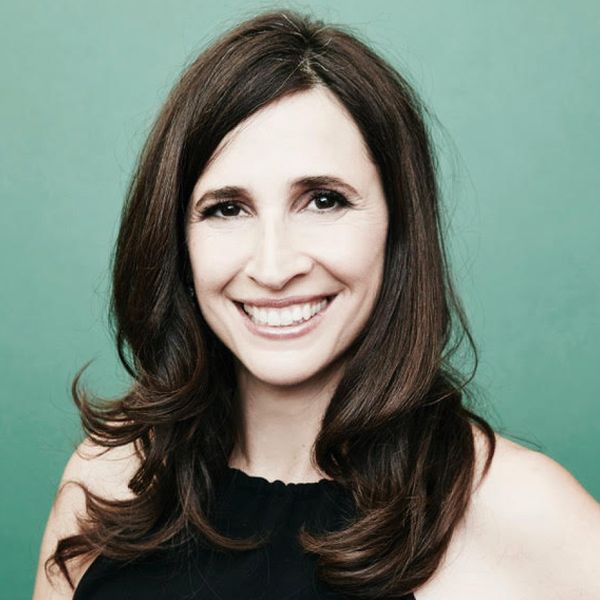 Headshot of Michaela Watkins