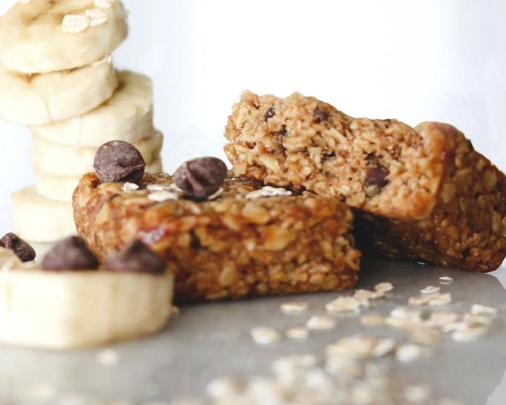 chocolate peanut butter protein bar