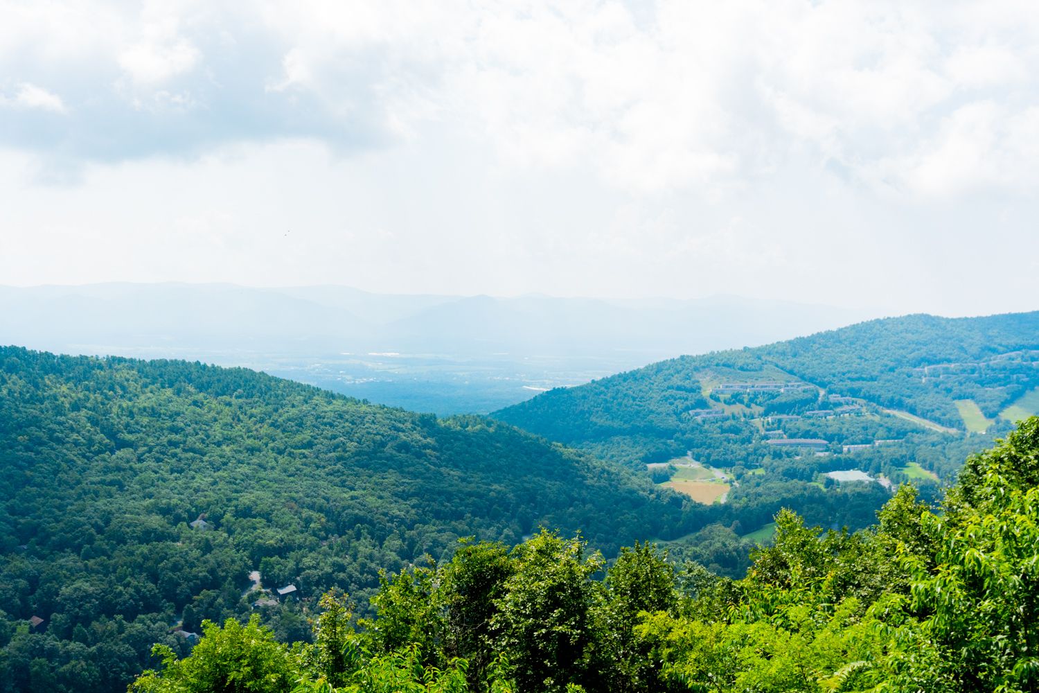 A view from Skyline Drive of the Blue Ridge Mountains in Virginia