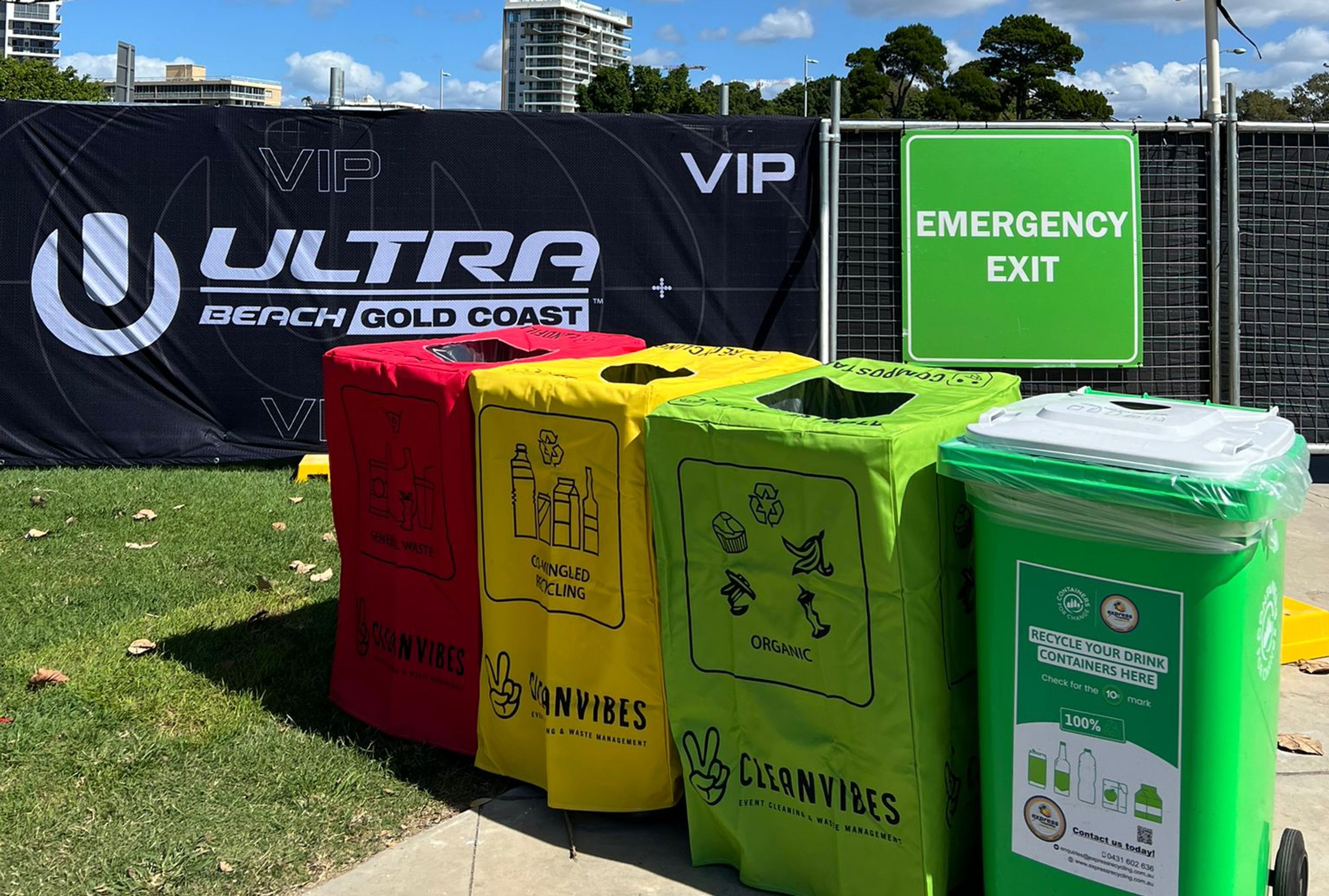 Clean Vibes set of bins with covers