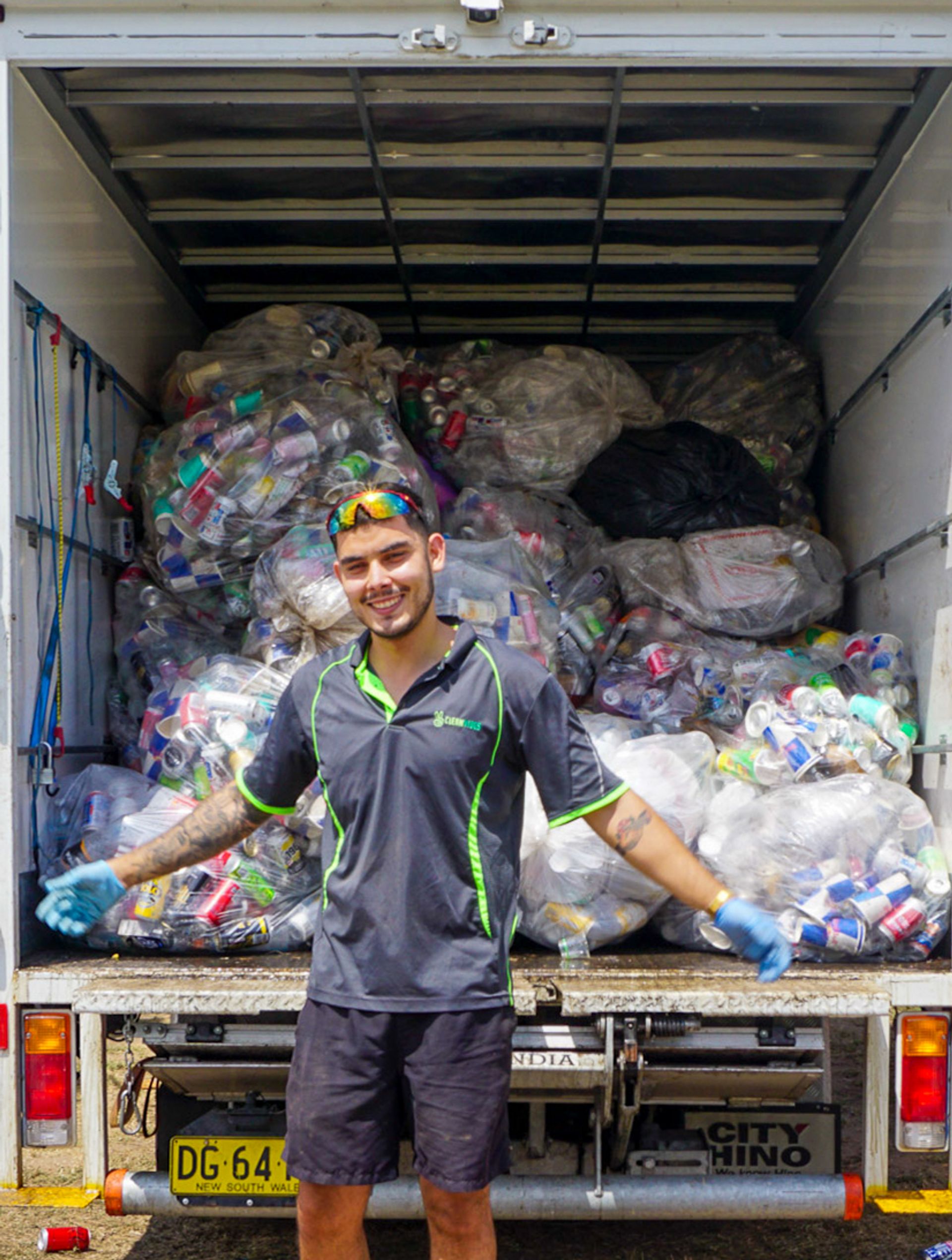 Containers in a truck to be recycled