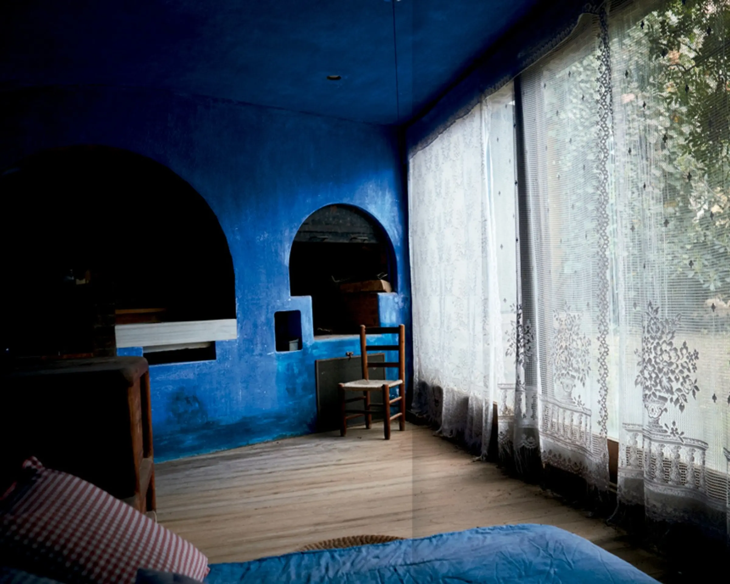a photograph of inside a bedroom
