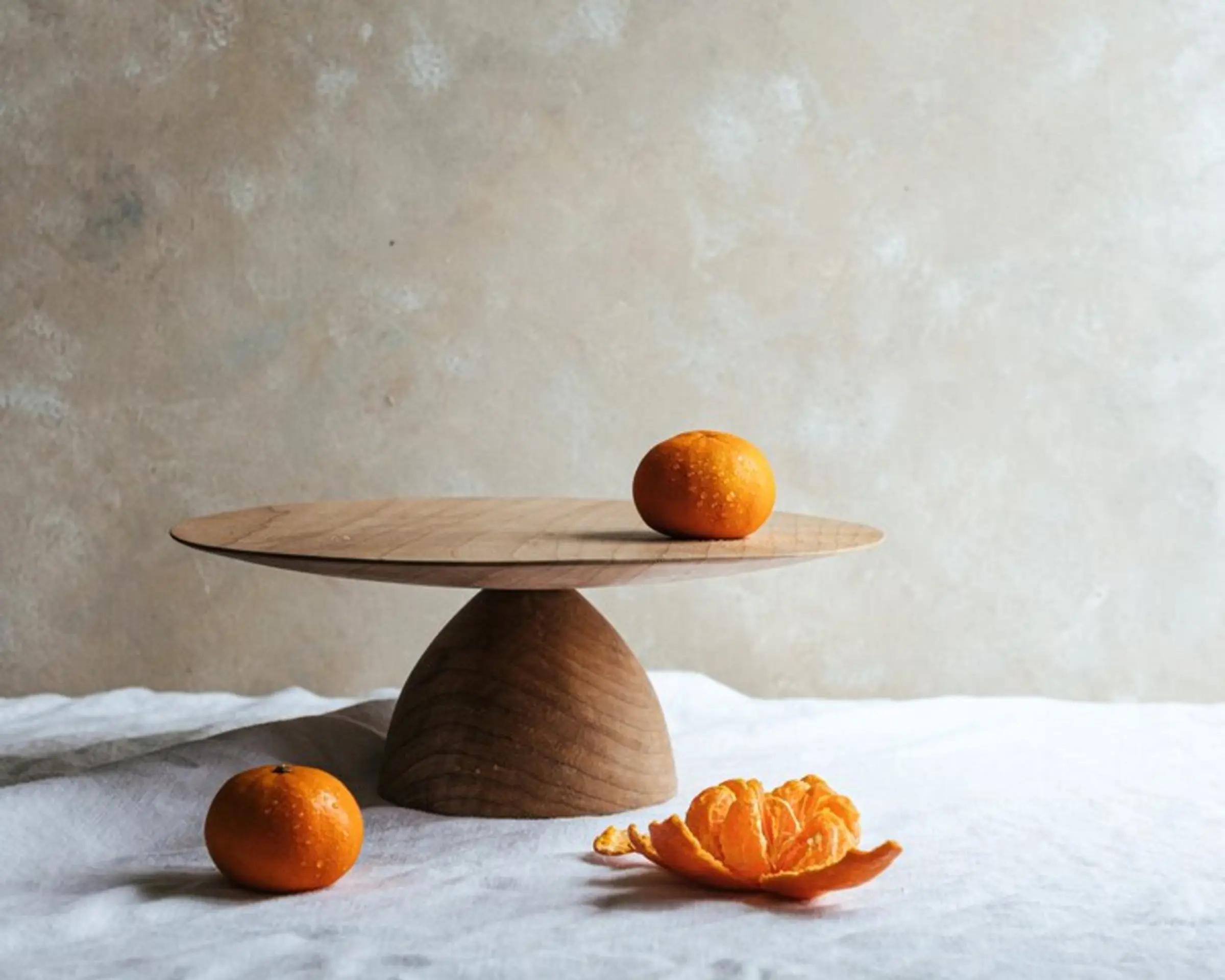 wooden cake stand