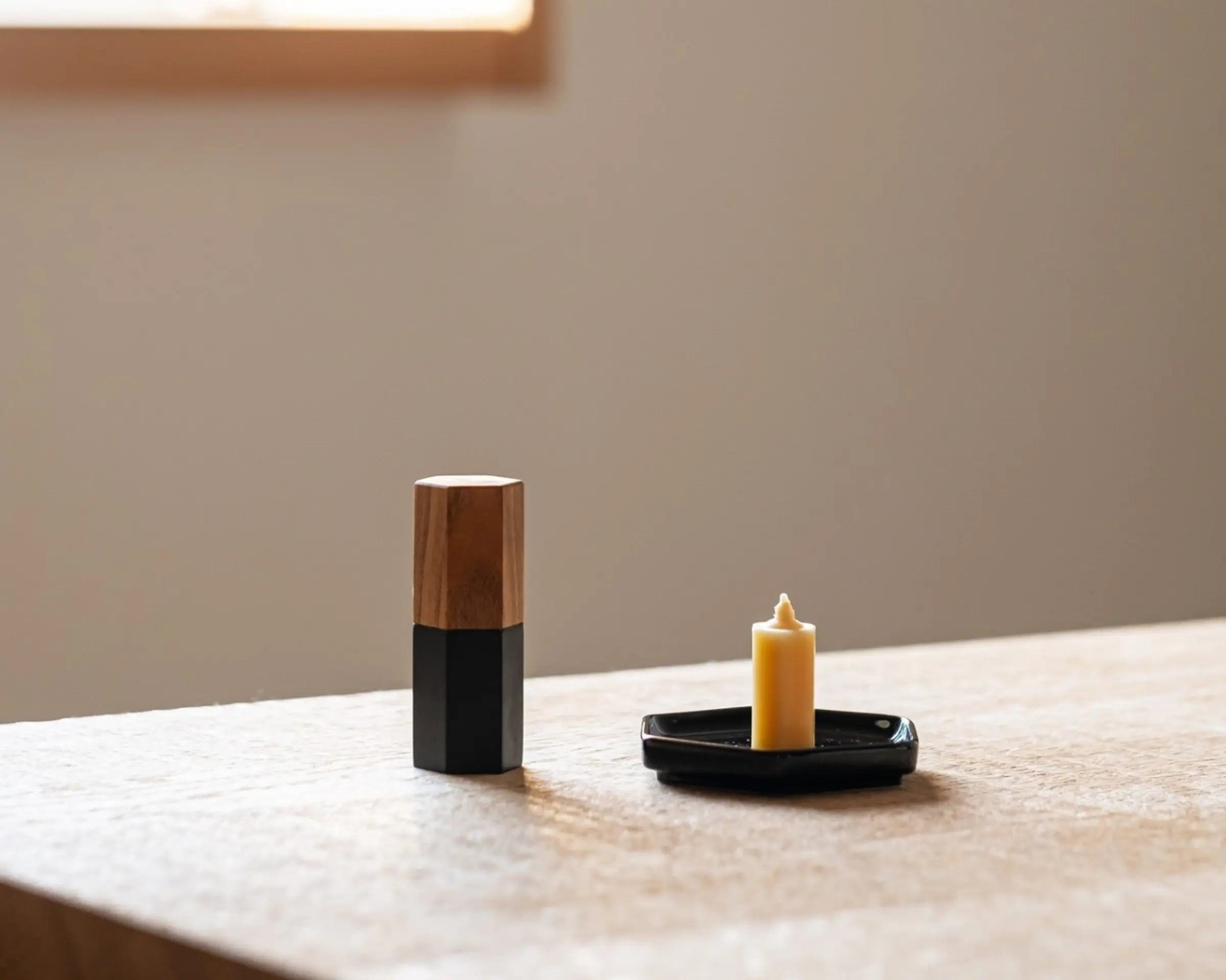 candle snuffer with rockaku candle