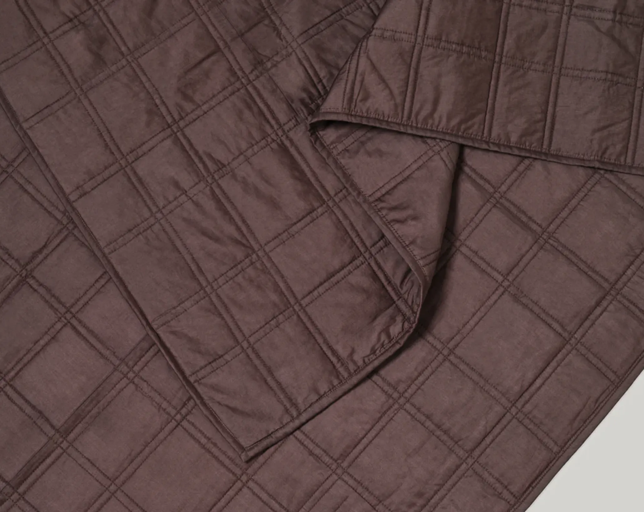 studio ford dhara grid throw close up detail