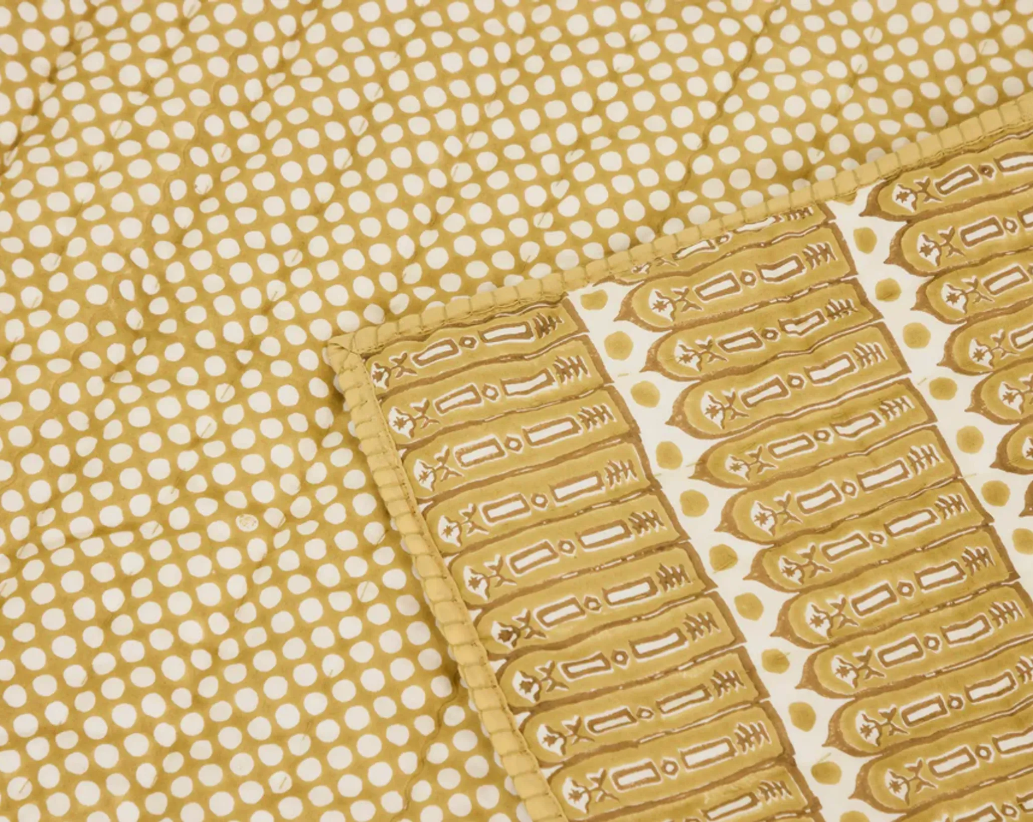 studio ford aurea quilt detail