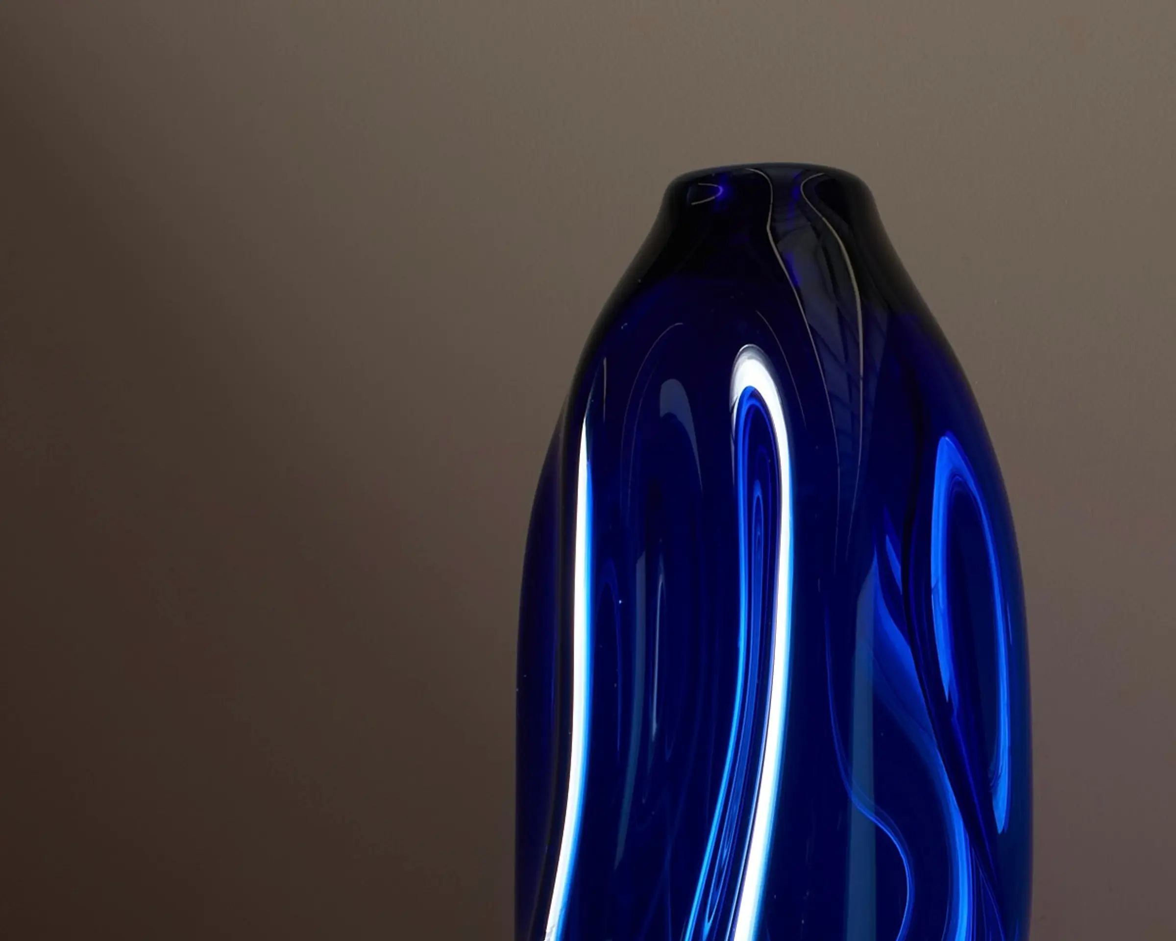 detail image of glass vase