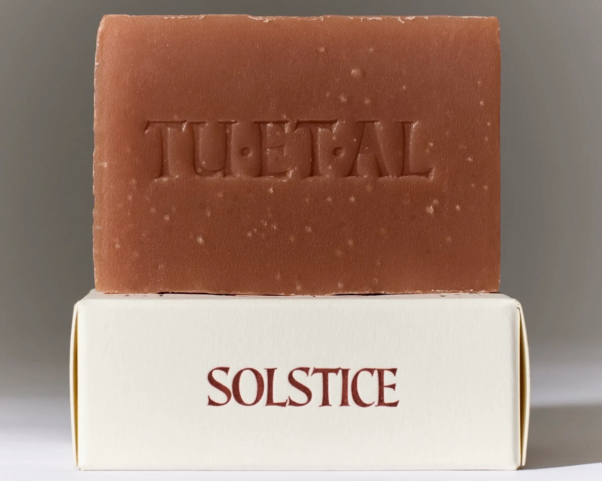 Tuétal Solstice cold process bar soap handcrafted with French red clay and botanical essential oils.