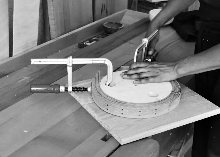 the Zarucolander basket being shaped