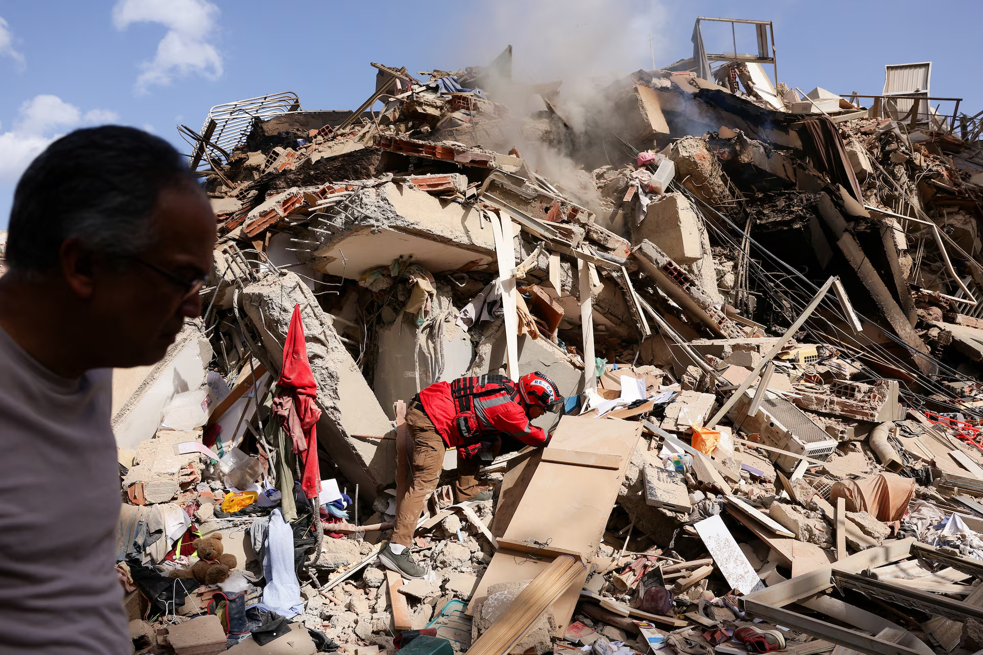 Aftermath of the Venezuelan earthquake