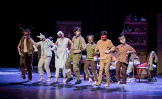 Leon Hong dances with ensemble in animal masks