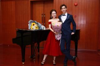 Leon Hong performed as a invited guest in a concert hall