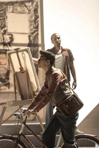 Leon Hong plays an bike rider in an Italian city 