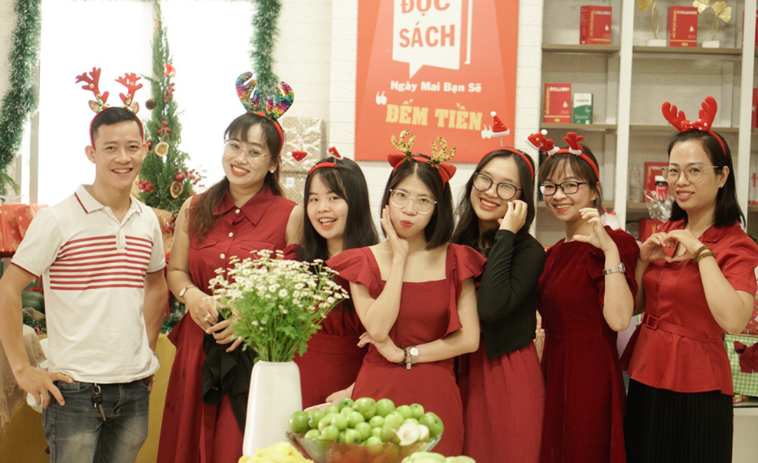 CÓ HẸN CÙNG GIÁNG SINH
