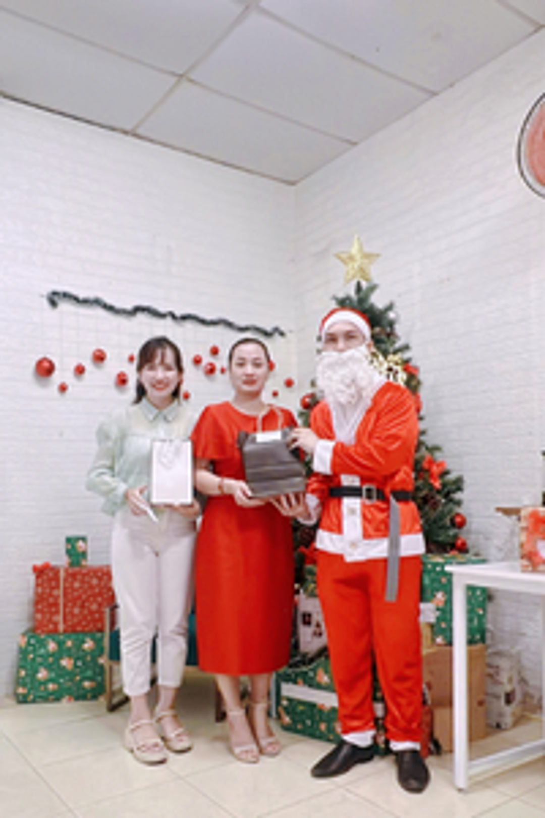 🎄 HTP CHRISTMAS – GIÁNG SINH RỘN RÀNG CÙNG HTP PHARMA