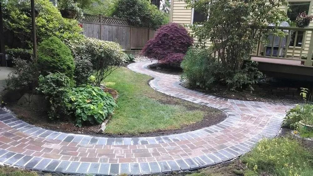 Brick-style paver walkway