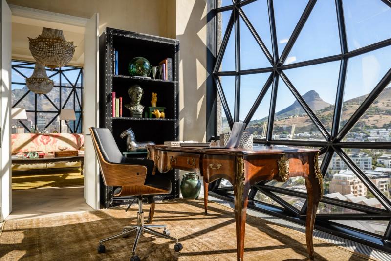 L'étude du Penthouse du Silo, Crédit image : Silo Hotel