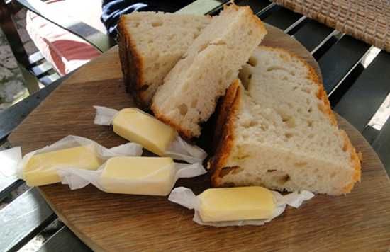 Bread board at Eight