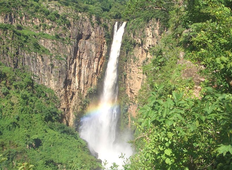 Die Kalambo Falls in Tansania