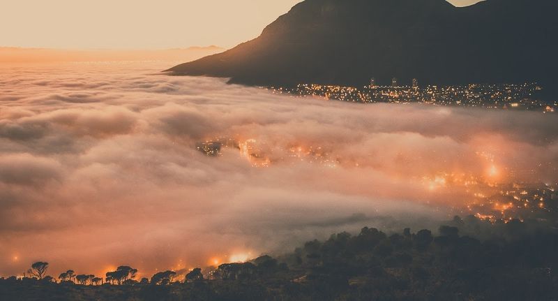 Si vous aimez prendre des photos, les couchers et levers du soleil peuvent produire des clichés spectaculaires