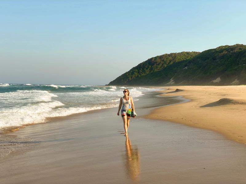 Strandspaziergang nahe der Thonga Beach Lodge im nördlichen iSiMangaliso Wetland Park