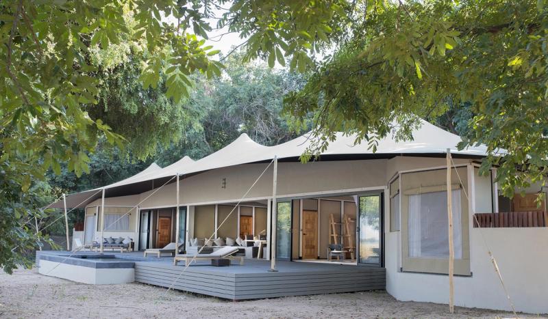 Sausage Tree Camp in Zambia