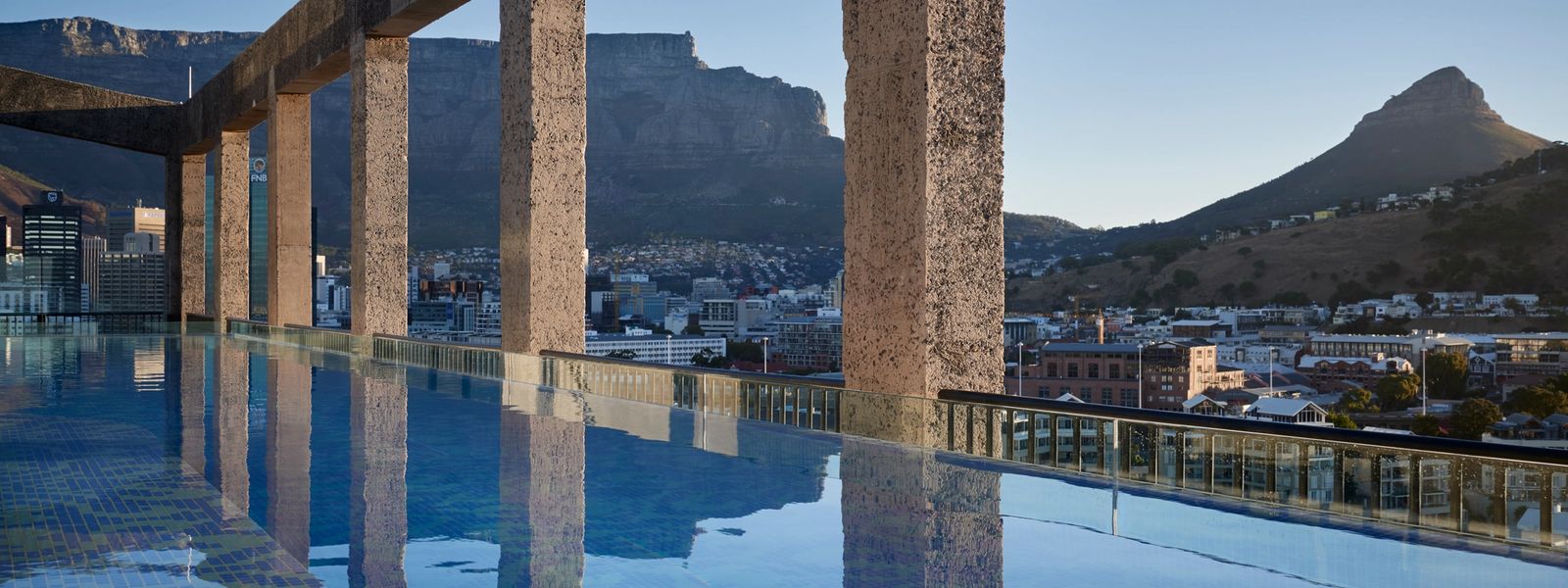Os melhores rooftops para curtir a Mother City