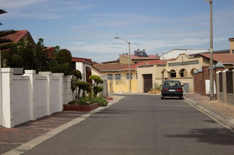 Ein schickes Wohnviertel in Langa in der Metropolregion Kapstadt