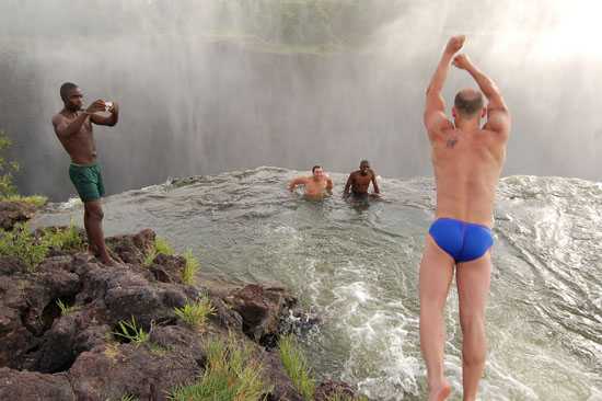 Dive into Devil's Pool