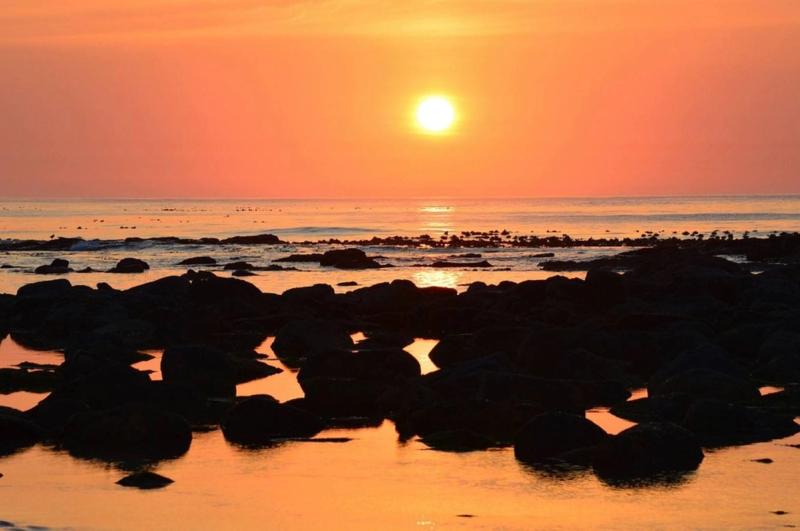 Un des plus beaux couchers de soleil du Cap sur la plage de Kommetjie