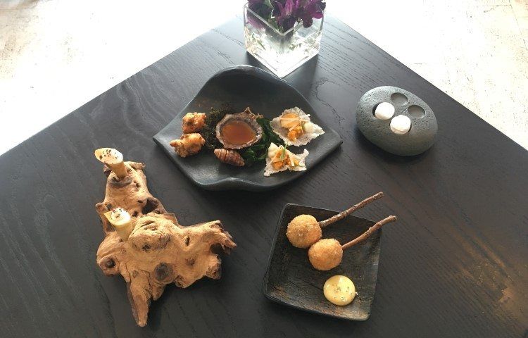 Aufwändig angerichtetes Essen im Greenhouse Restaurant, Fine Dining Kapstadt